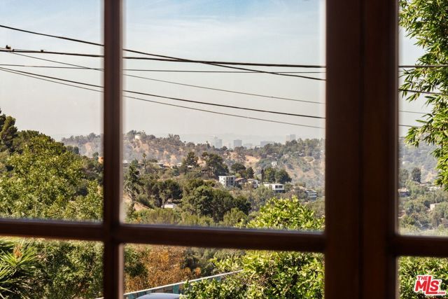 4172 Sea View Lane, Los Angeles, CA 90065