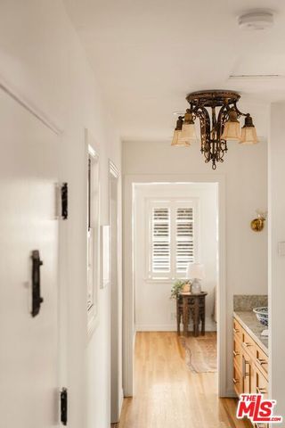 4172 Sea View Lane, Los Angeles, CA 90065