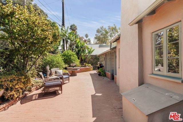 4172 Sea View Lane, Los Angeles, CA 90065