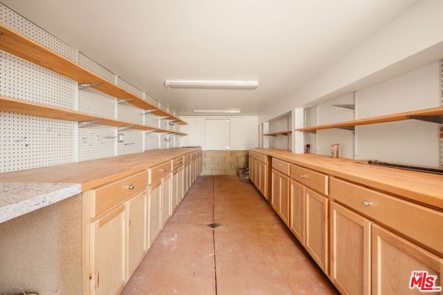 4172 Sea View Lane, Los Angeles, CA 90065