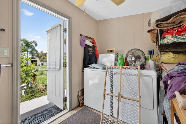 14095 Biddex Road, Loxahatchee, FL 33470