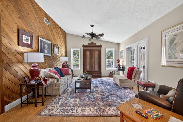 14095 Biddex Road, Loxahatchee, FL 33470