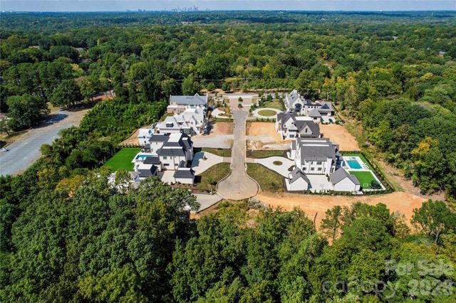 8023 Litaker Manor Court, Charlotte, NC 28270