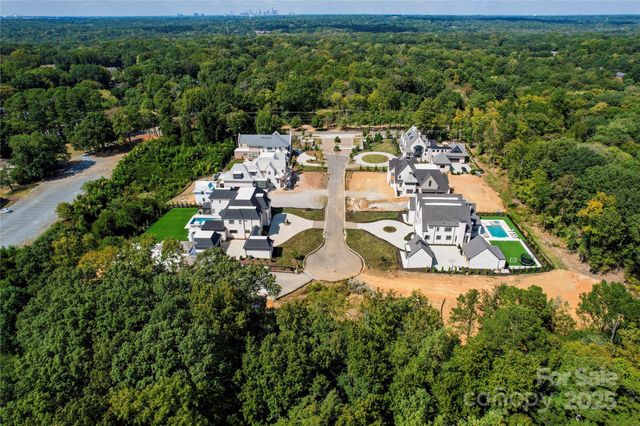 8023 Litaker Manor Court, Charlotte, NC 28270