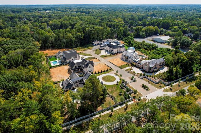 8023 Litaker Manor Court, Charlotte, NC 28270