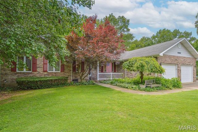 1221 Bridge Park Drive, Alton, IL 62002