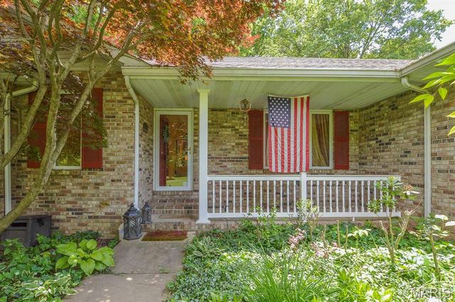 1221 Bridge Park Drive, Alton, IL 62002