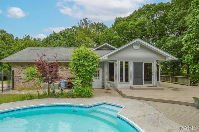 1221 Bridge Park Drive, Alton, IL 62002
