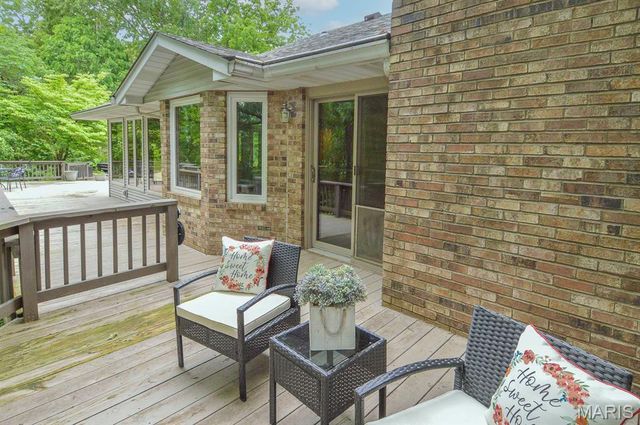 1221 Bridge Park Drive, Alton, IL 62002