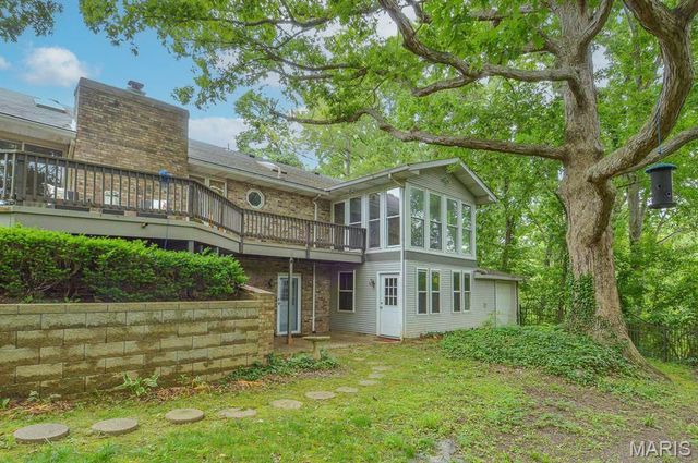 1221 Bridge Park Drive, Alton, IL 62002