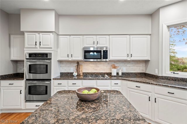1878 E Haymarket Way, Hudson, OH 44236