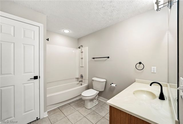 1878 E Haymarket Way, Hudson, OH 44236