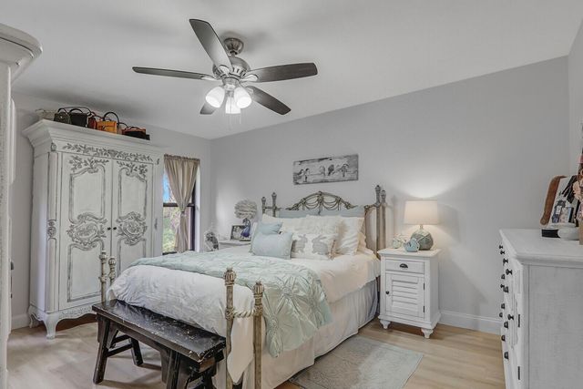 7655 SE Sugar Sand Circle, Hobe Sound, FL 33455