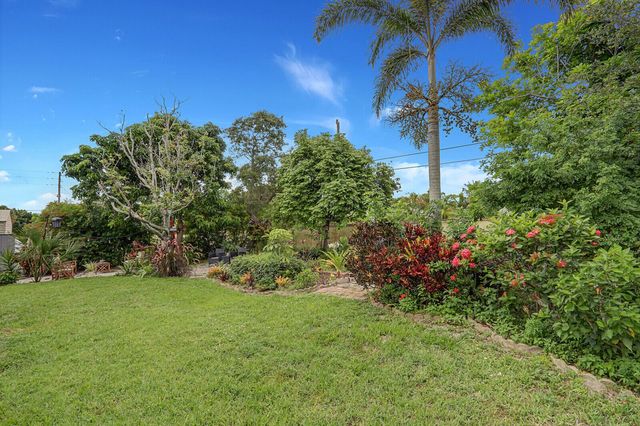 7655 SE Sugar Sand Circle, Hobe Sound, FL 33455