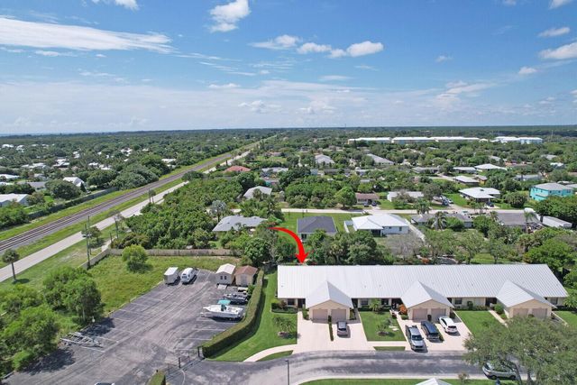 7655 SE Sugar Sand Circle, Hobe Sound, FL 33455