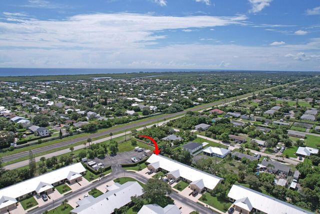 7655 SE Sugar Sand Circle, Hobe Sound, FL 33455