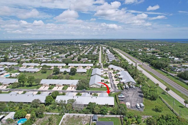 7655 SE Sugar Sand Circle, Hobe Sound, FL 33455