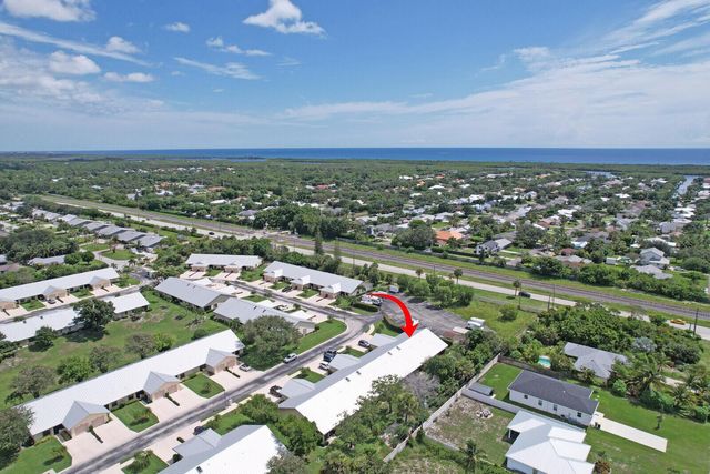 7655 SE Sugar Sand Circle, Hobe Sound, FL 33455