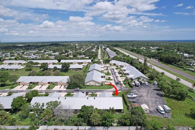 7655 SE Sugar Sand Circle, Hobe Sound, FL 33455