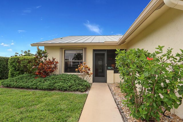 7655 SE Sugar Sand Circle, Hobe Sound, FL 33455