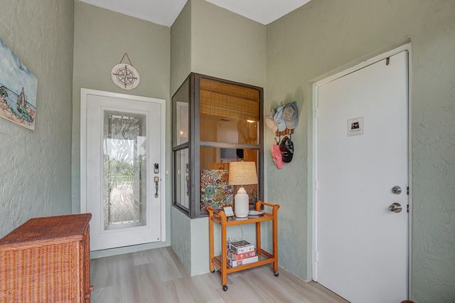 7655 SE Sugar Sand Circle, Hobe Sound, FL 33455