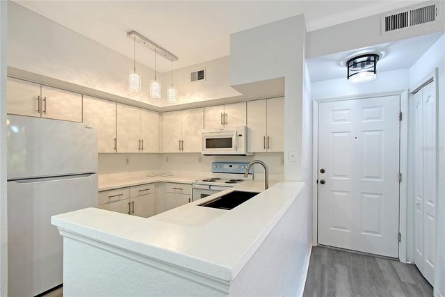 4118 CENTRAL SARASOTA PARKWAY 1624, Sarasota, FL 34238