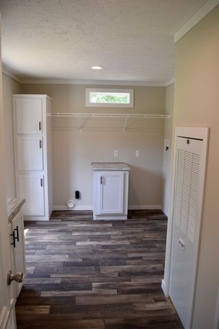 2166 Shrum Cemetery Rd, Westmoreland, TN 37186