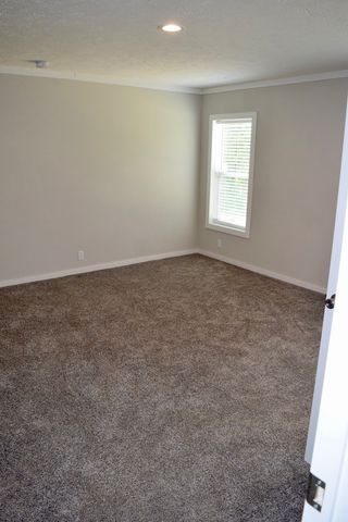 2166 Shrum Cemetery Rd, Westmoreland, TN 37186