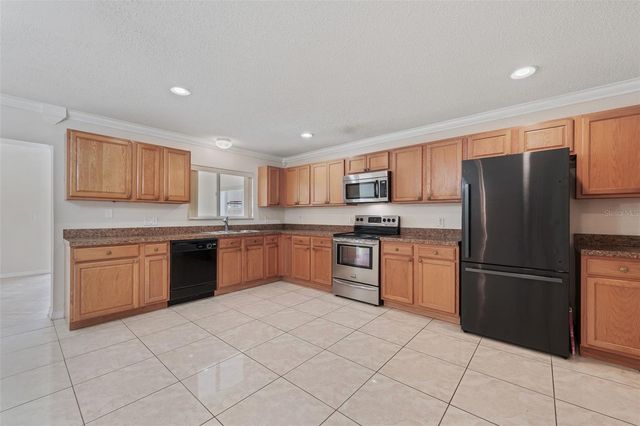 831 NEPTUNE POINTE LANE, Kissimmee, FL 34744