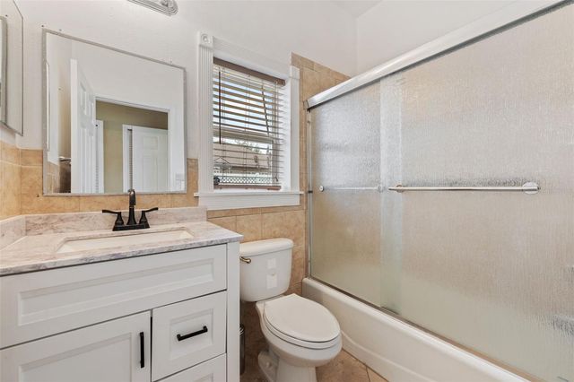 831 NEPTUNE POINTE LANE, Kissimmee, FL 34744
