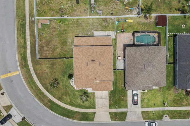 831 NEPTUNE POINTE LANE, Kissimmee, FL 34744