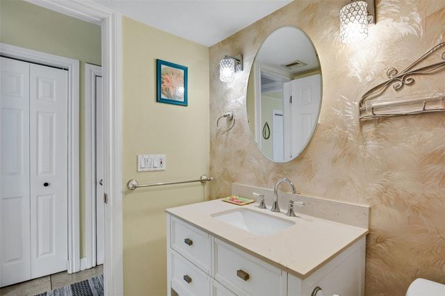 3413 CLARK ROAD 114, Sarasota, FL 34231