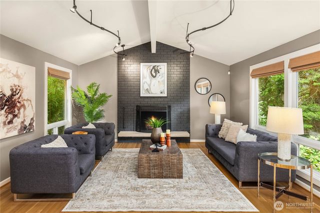 7803 89th Place SE, Mercer Island, WA 98040