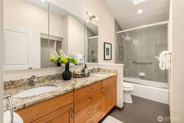 7803 89th Place SE, Mercer Island, WA 98040