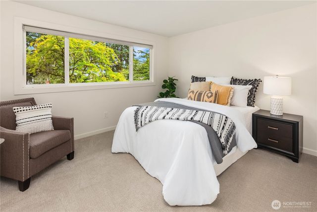 7803 89th Place SE, Mercer Island, WA 98040
