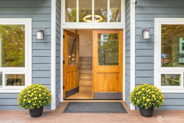 7803 89th Place SE, Mercer Island, WA 98040