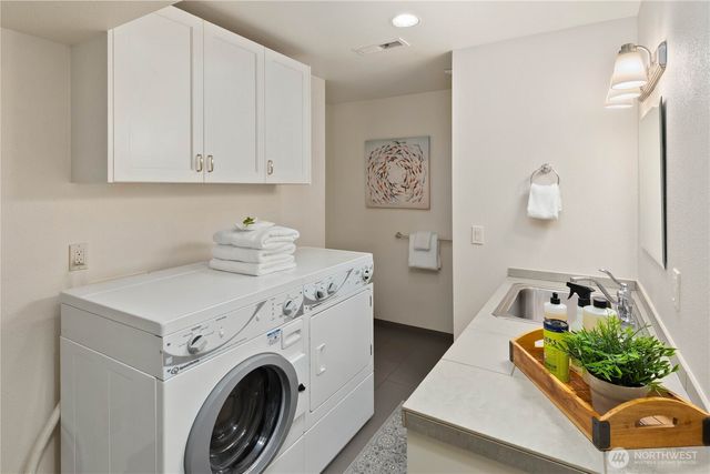 7803 89th Place SE, Mercer Island, WA 98040