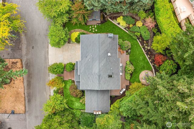 7803 89th Place SE, Mercer Island, WA 98040