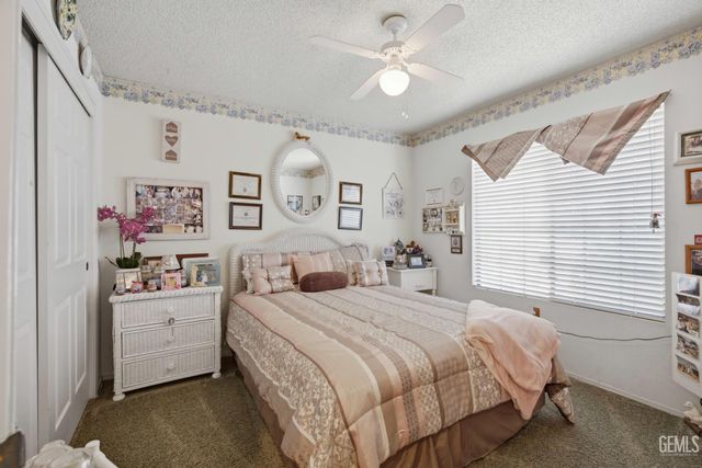 6808 Autumn Ridge Drive, Bakersfield, CA 93306