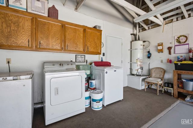 6808 Autumn Ridge Drive, Bakersfield, CA 93306