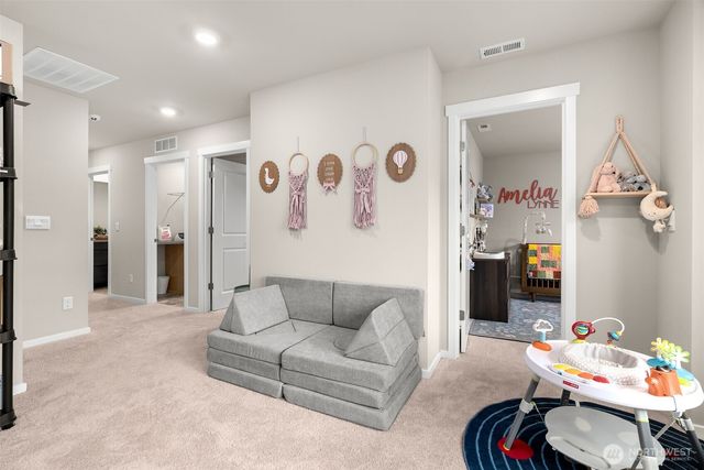 6442 Langley Avenue NE, Bremerton, WA 98311