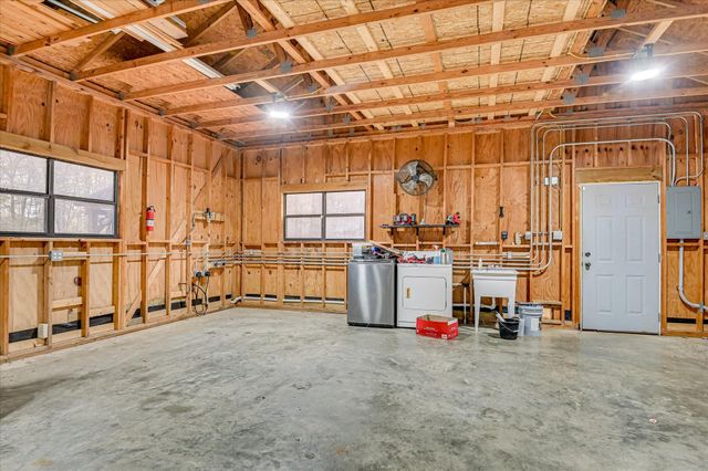 1111 Greiner Circle Road, Hephzibah, GA 30815