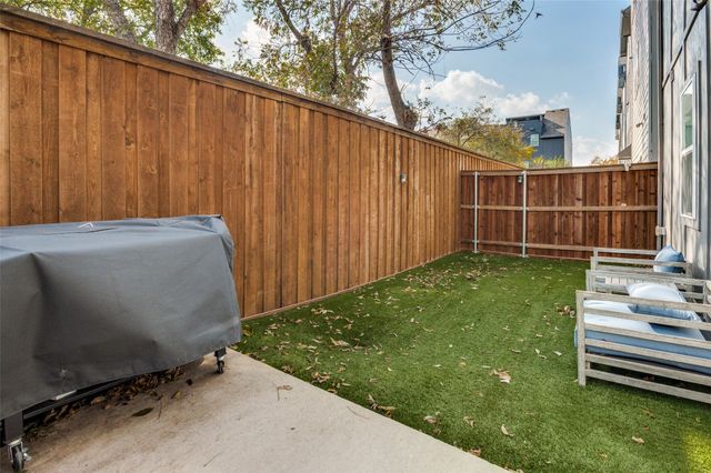 1434 Elevado Drive, Dallas, TX 75212