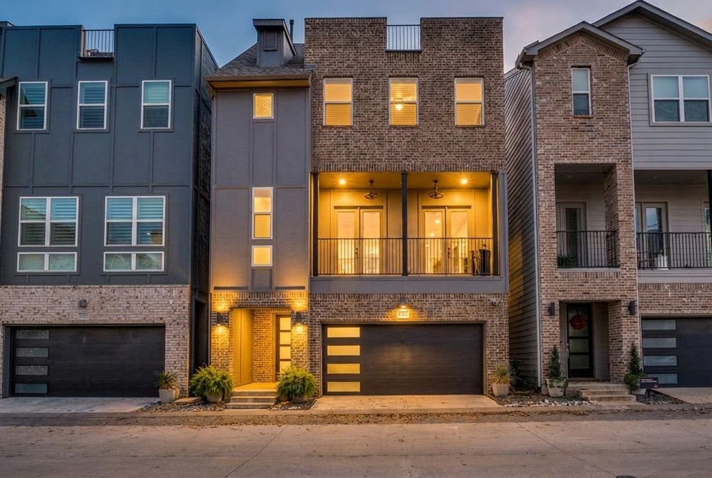 1434 Elevado Drive, Dallas, TX 75212