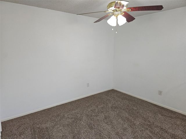 221 Palm Aire Drive, Friendswood, TX 77546