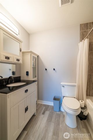 1418 Windsor Avenue, Centralia, WA 98531