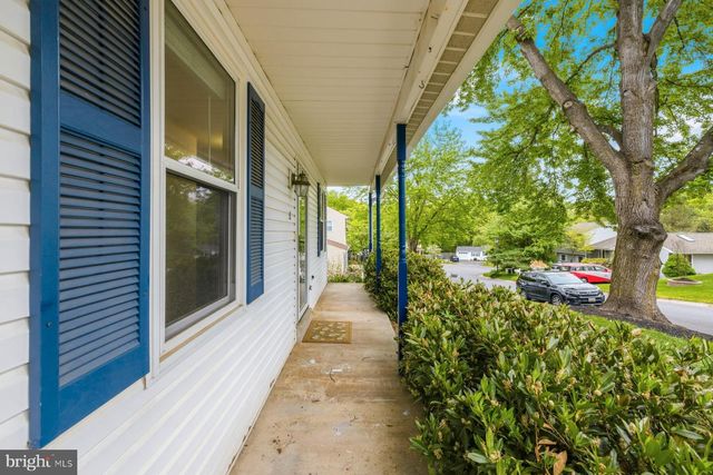 21 NICKELBY CT, Damascus, MD 20872