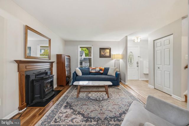 21 NICKELBY CT, Damascus, MD 20872