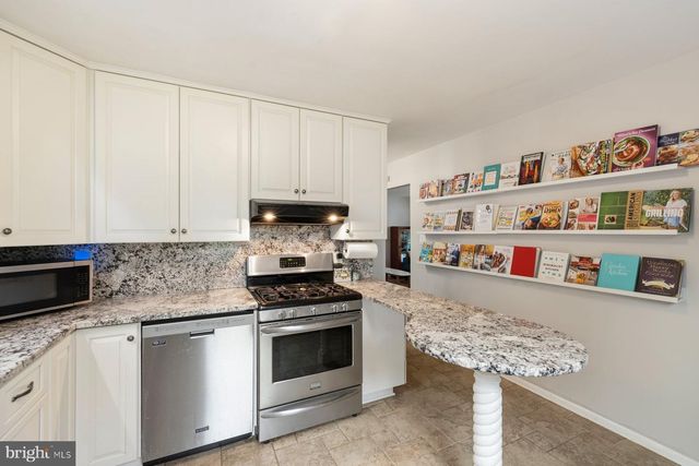 21 NICKELBY CT, Damascus, MD 20872
