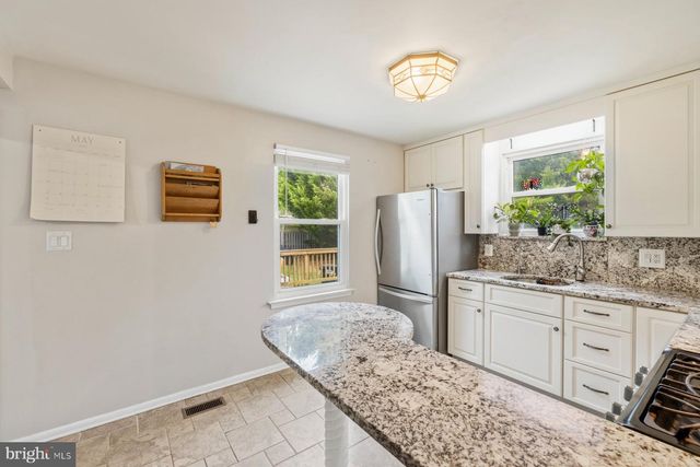 21 NICKELBY CT, Damascus, MD 20872